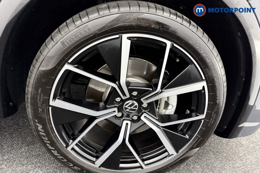 Volkswagen Tiguan R-Line Automatic Diesel SUV - Stock Number (1561929) - 33rd supplementary image