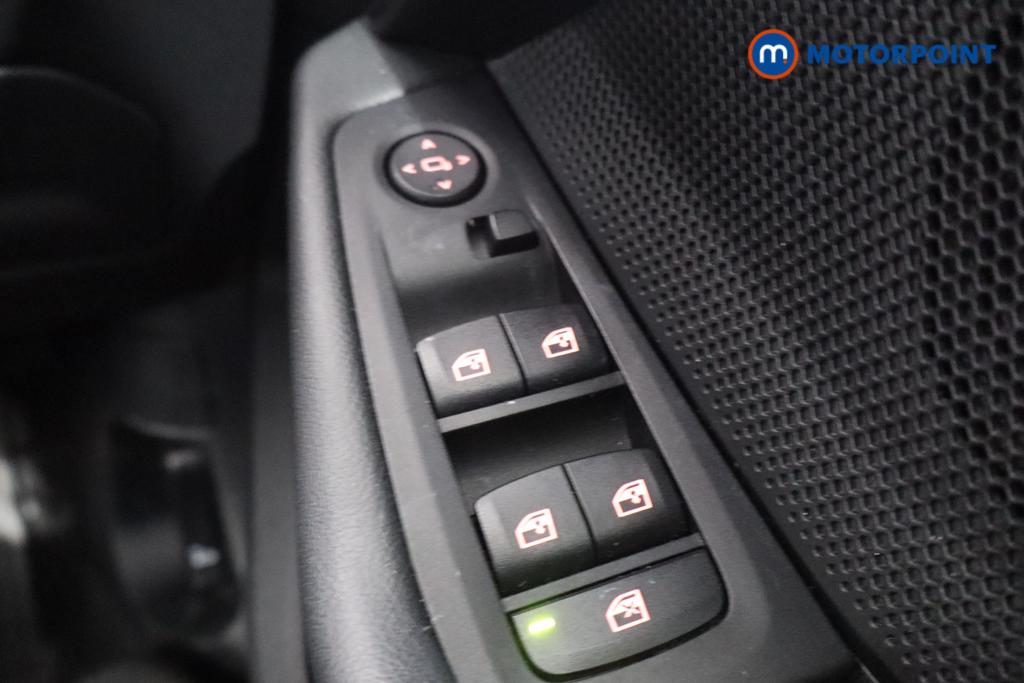 BMW 2 Series Sport Automatic Petrol Saloon - Stock Number (1562134) - 6th supplementary image