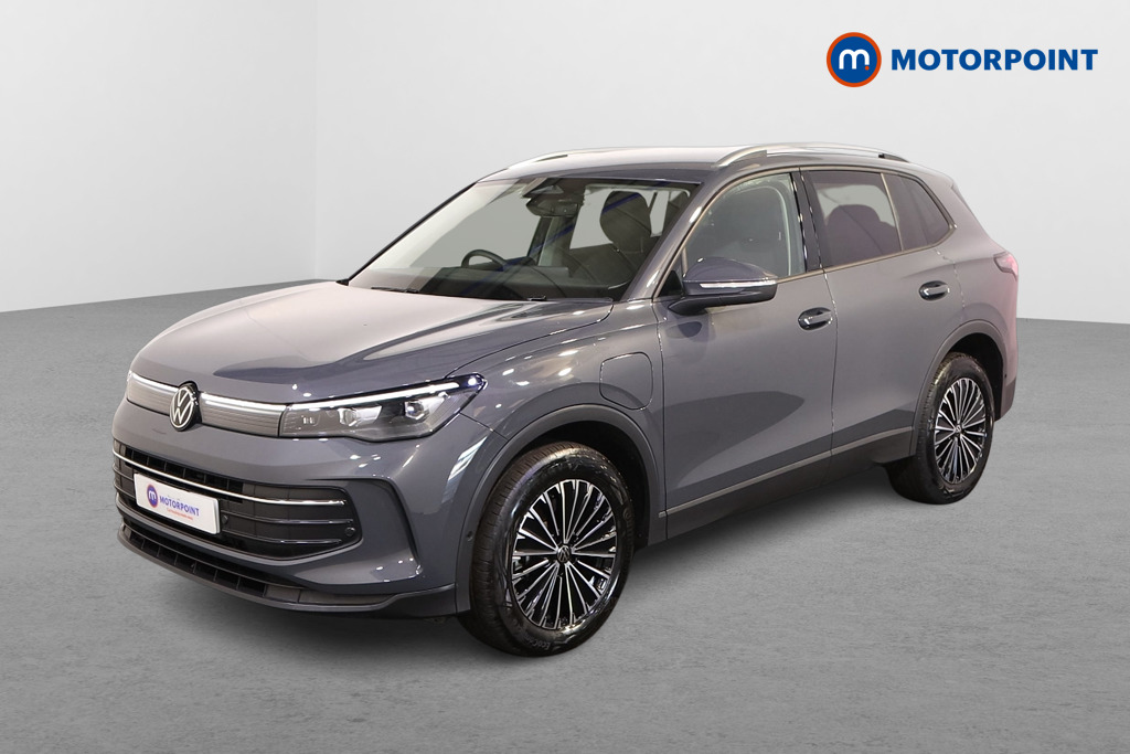 Volkswagen Tiguan Match Automatic Petrol Plug-In Hybrid SUV - Stock Number (1562373) - Passenger side front corner