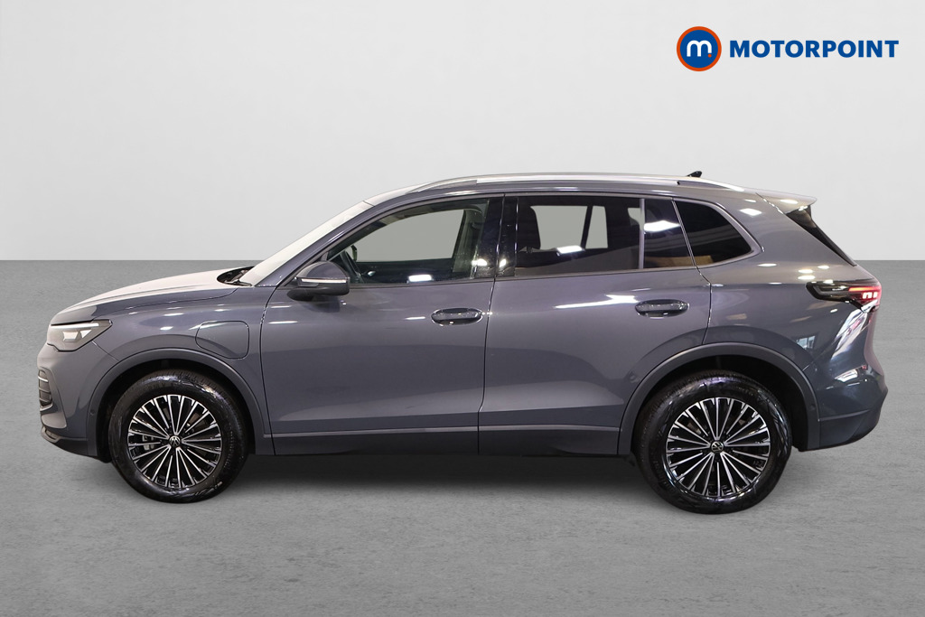 Volkswagen Tiguan Match Automatic Petrol Plug-In Hybrid SUV - Stock Number (1562373) - Passenger side