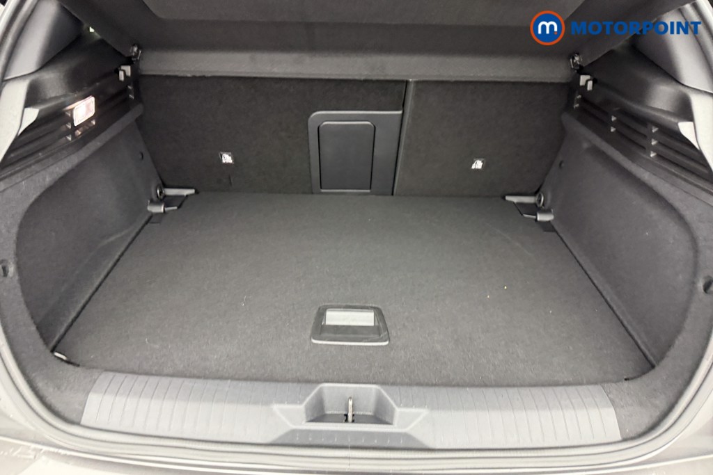 Vauxhall Astra Ultimate Manual Petrol Hatchback - Stock Number (1563025) - 20th supplementary image