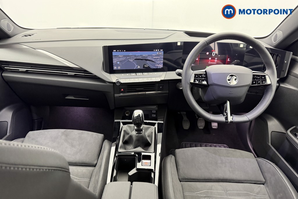 Vauxhall Astra Ultimate Manual Petrol Hatchback - Stock Number (1563025) - 1st supplementary image