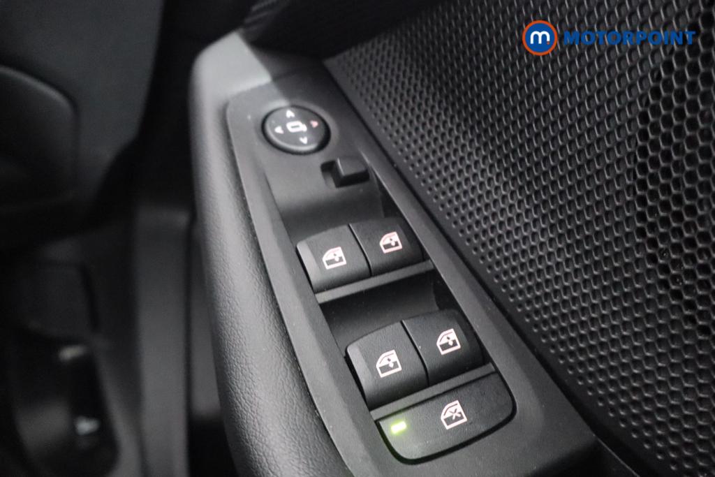 BMW 2 Series Sport Manual Petrol Saloon - Stock Number (1563272) - 11th supplementary image