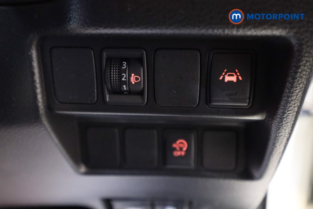 Nissan Qashqai Acenta Premium Manual Petrol SUV - Stock Number (1563355) - 10th supplementary image