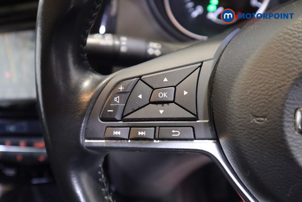 Nissan Qashqai Acenta Premium Manual Petrol SUV - Stock Number (1563355) - 12th supplementary image