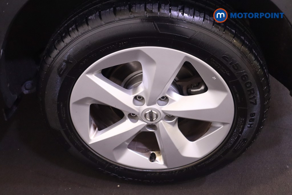 Nissan Qashqai Acenta Premium Manual Petrol SUV - Stock Number (1563355) - 17th supplementary image