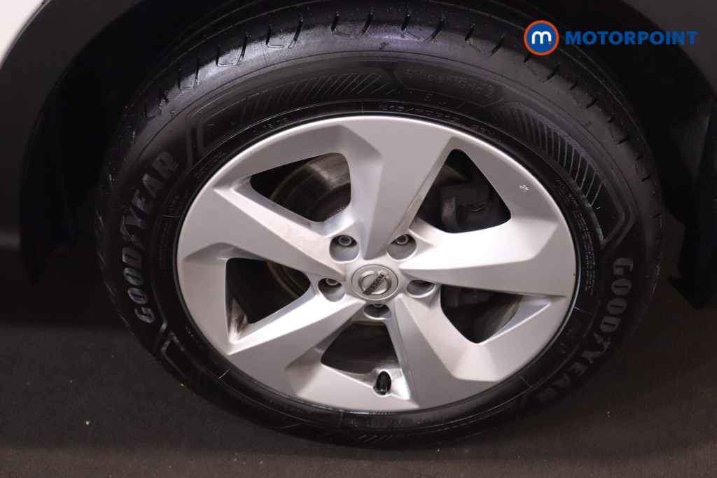 Nissan Qashqai Acenta Premium Manual Petrol SUV - Stock Number (1563355) - 19th supplementary image