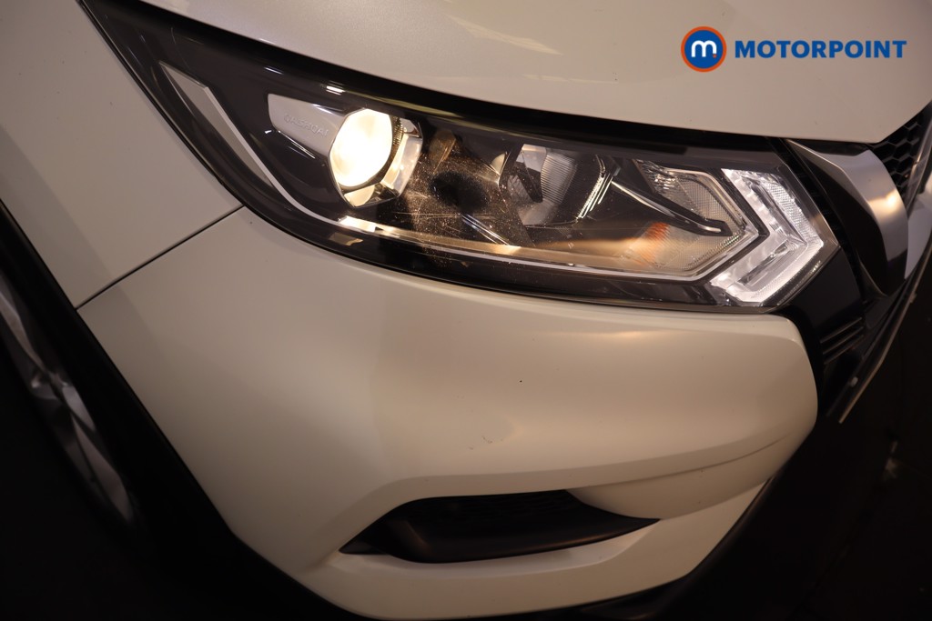 Nissan Qashqai Acenta Premium Manual Petrol SUV - Stock Number (1563355) - 20th supplementary image