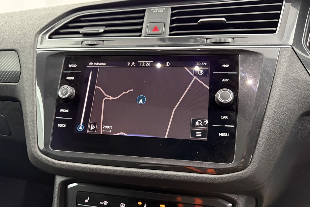 Volkswagen Tiguan Black Edition Automatic Petrol SUV - Stock Number (1563394) - 11th supplementary image