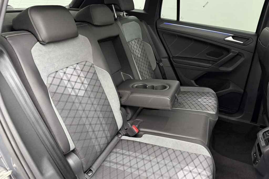 Volkswagen Tiguan Black Edition Automatic Petrol SUV - Stock Number (1563394) - 23rd supplementary image