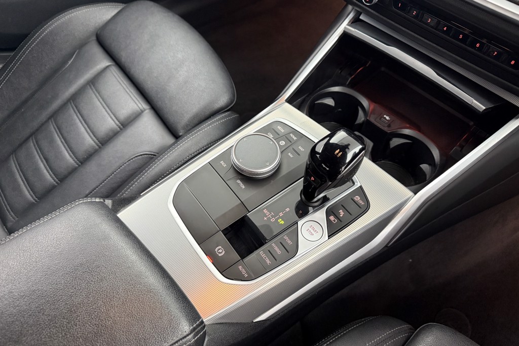 BMW 3 Series M Sport Automatic Petrol Plug-In Hybrid Saloon - Stock Number (1563561) - 16th supplementary image