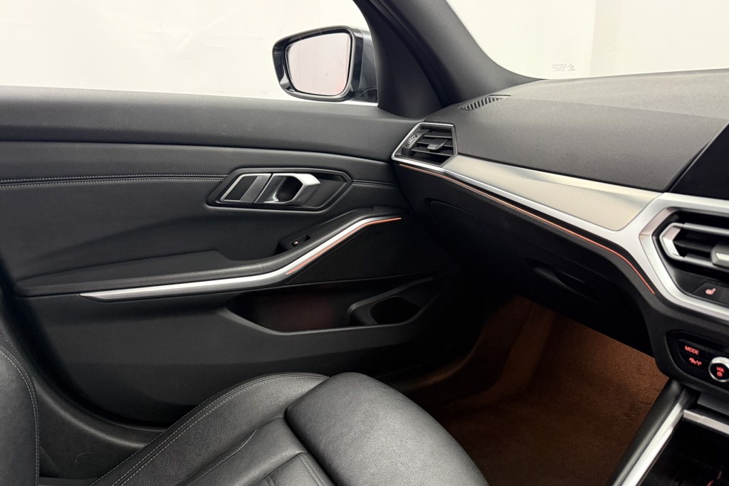 BMW 3 Series M Sport Automatic Petrol Plug-In Hybrid Saloon - Stock Number (1563561) - 19th supplementary image