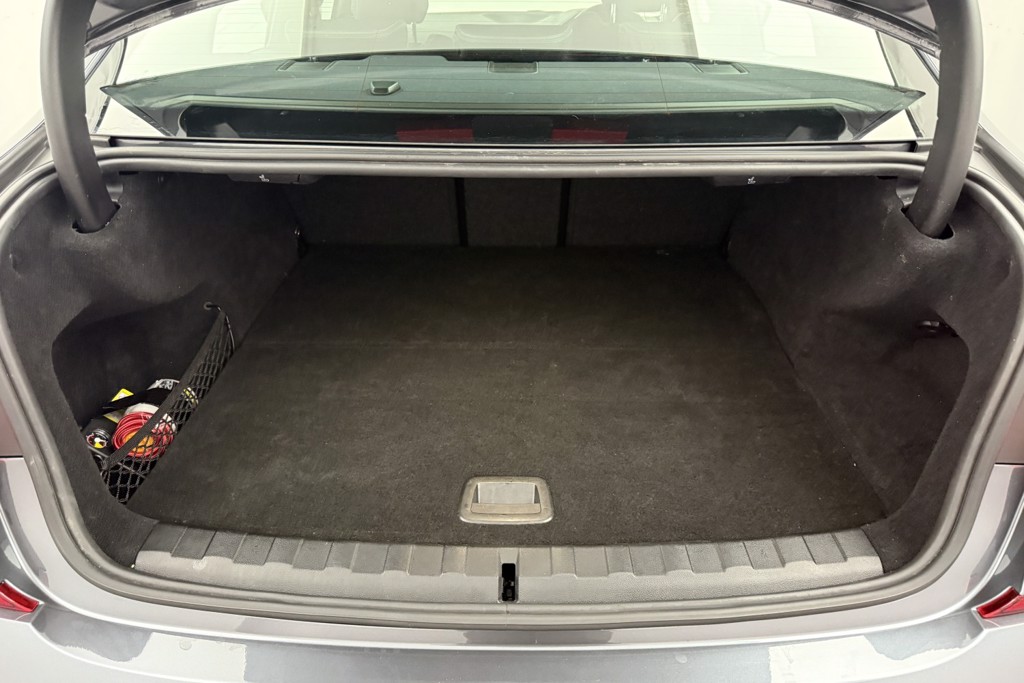 BMW 3 Series M Sport Automatic Petrol Plug-In Hybrid Saloon - Stock Number (1563561) - 32nd supplementary image
