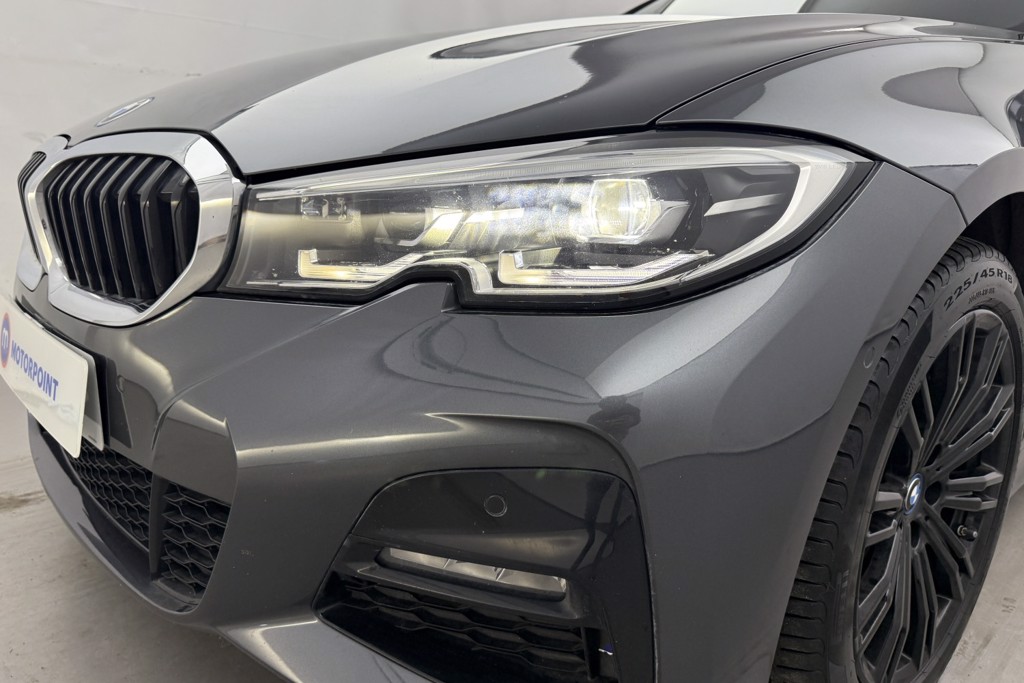BMW 3 Series M Sport Automatic Petrol Plug-In Hybrid Saloon - Stock Number (1563561) - 37th supplementary image