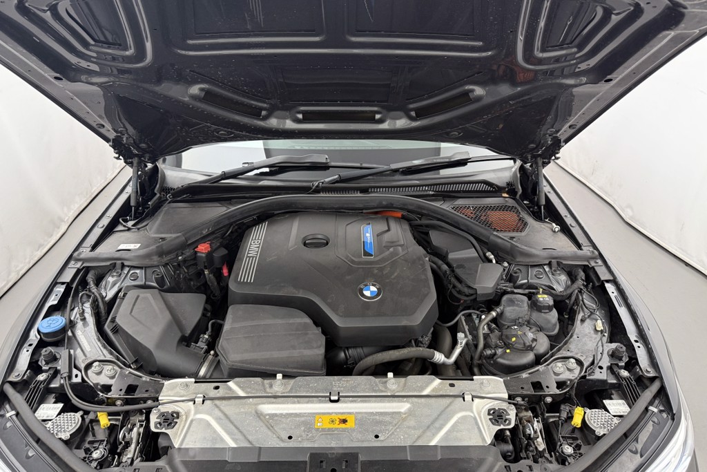 BMW 3 Series M Sport Automatic Petrol Plug-In Hybrid Saloon - Stock Number (1563561) - 38th supplementary image