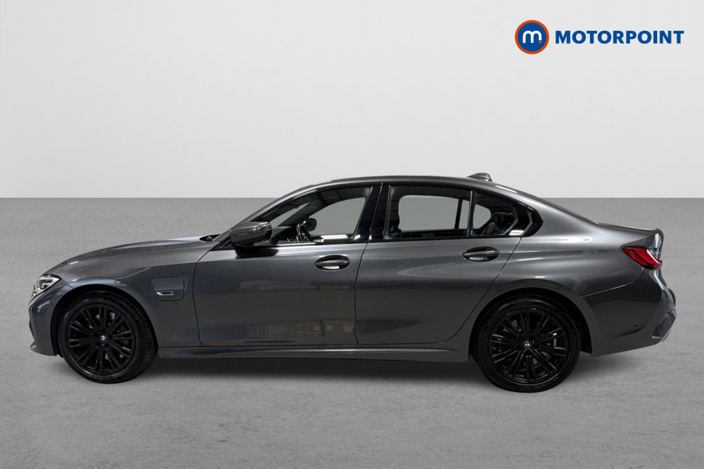 BMW 3 Series M Sport Automatic Petrol Plug-In Hybrid Saloon - Stock Number (1563561) - Passenger side