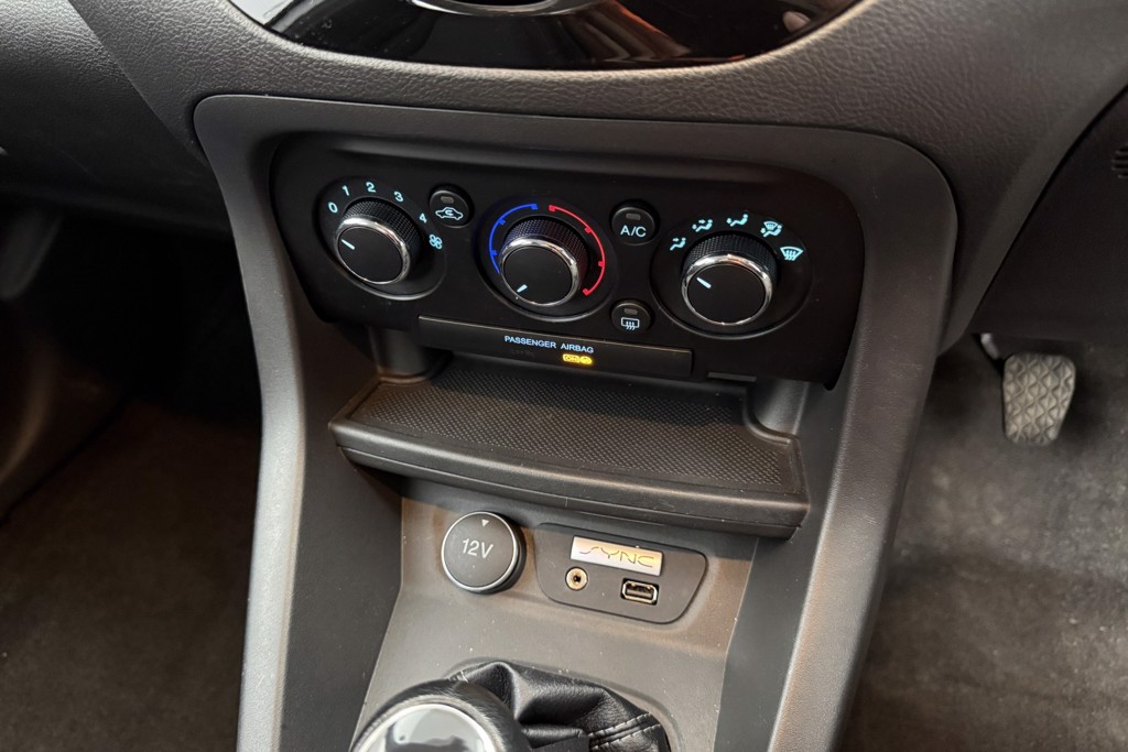 Ford Ka-Plus Zetec Manual Petrol Hatchback - Stock Number (1563580) - 8th supplementary image