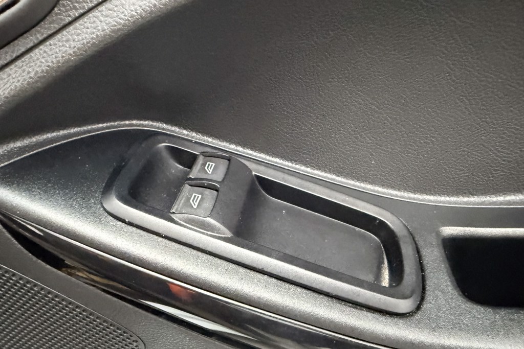 Ford Ka-Plus Zetec Manual Petrol Hatchback - Stock Number (1563580) - 13th supplementary image