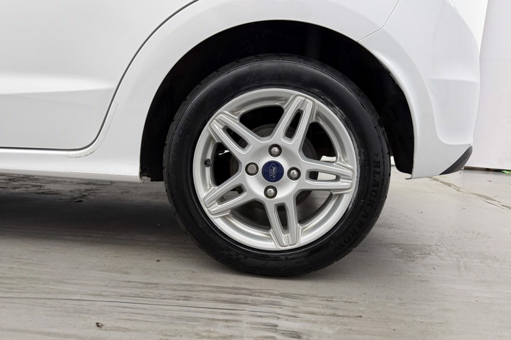 Ford Ka-Plus Zetec Manual Petrol Hatchback - Stock Number (1563580) - 25th supplementary image