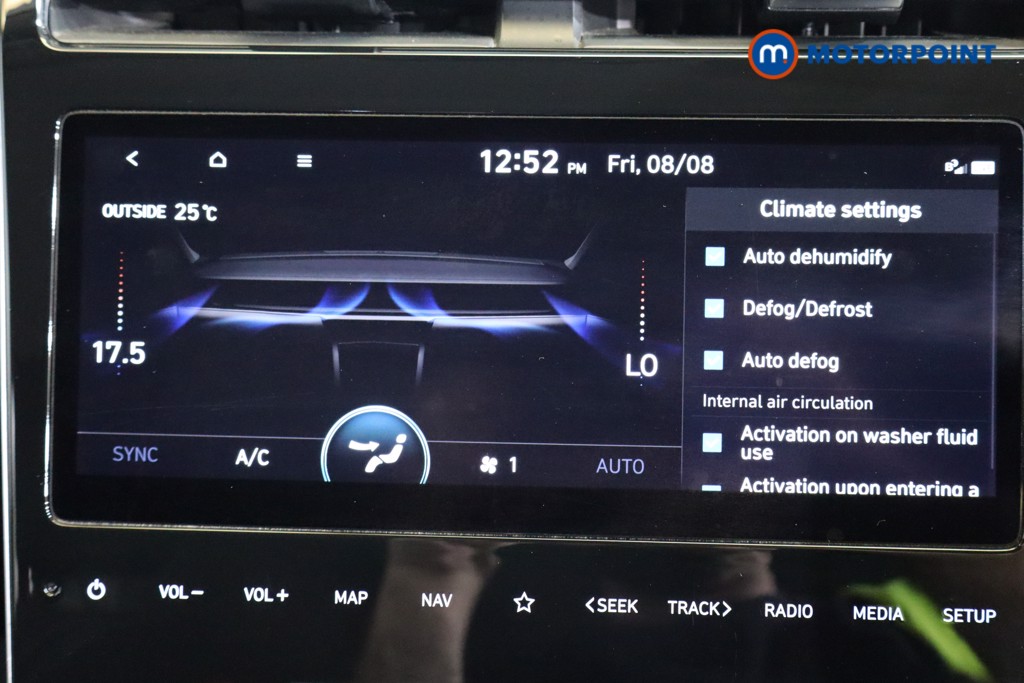 Hyundai Tucson Se Connect Manual Petrol SUV - Stock Number (1563668) - 7th supplementary image
