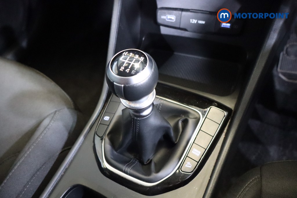 Hyundai Tucson Se Connect Manual Petrol SUV - Stock Number (1563668) - 13th supplementary image