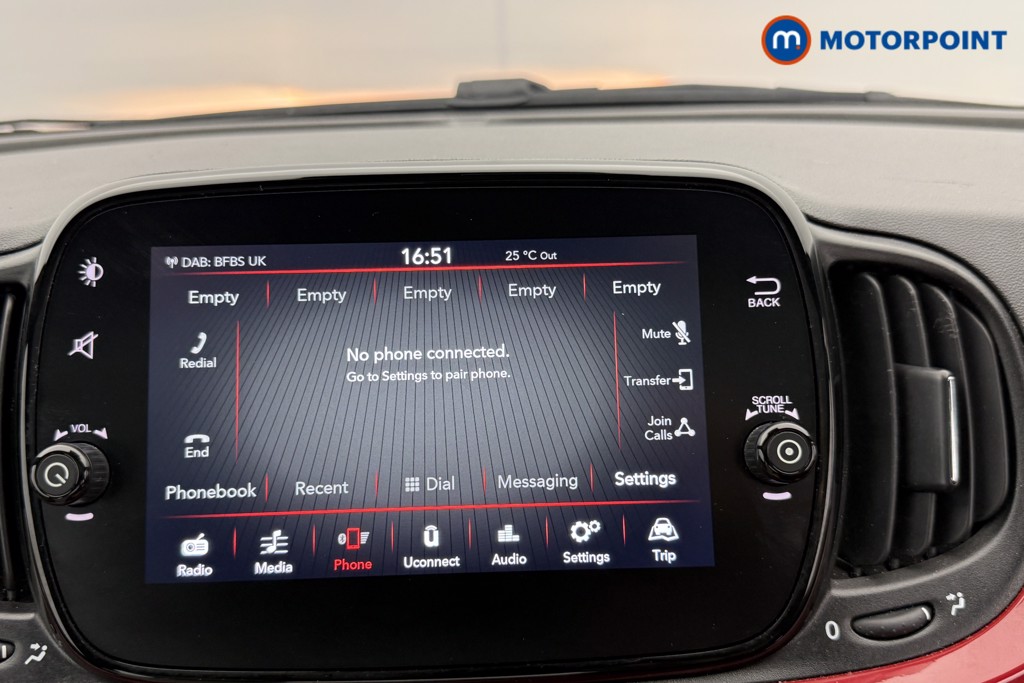 Fiat 500 Dolcevita Manual Petrol-Electric Hybrid Hatchback - Stock Number (1563775) - 6th supplementary image