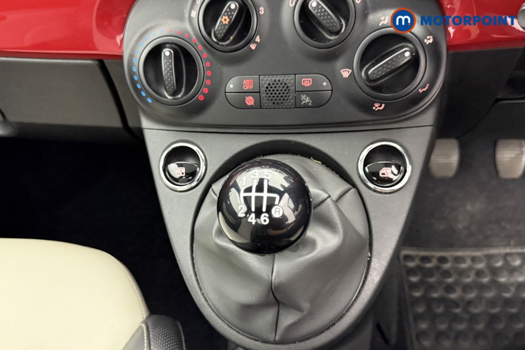 Fiat 500 Dolcevita Manual Petrol-Electric Hybrid Hatchback - Stock Number (1563775) - 10th supplementary image