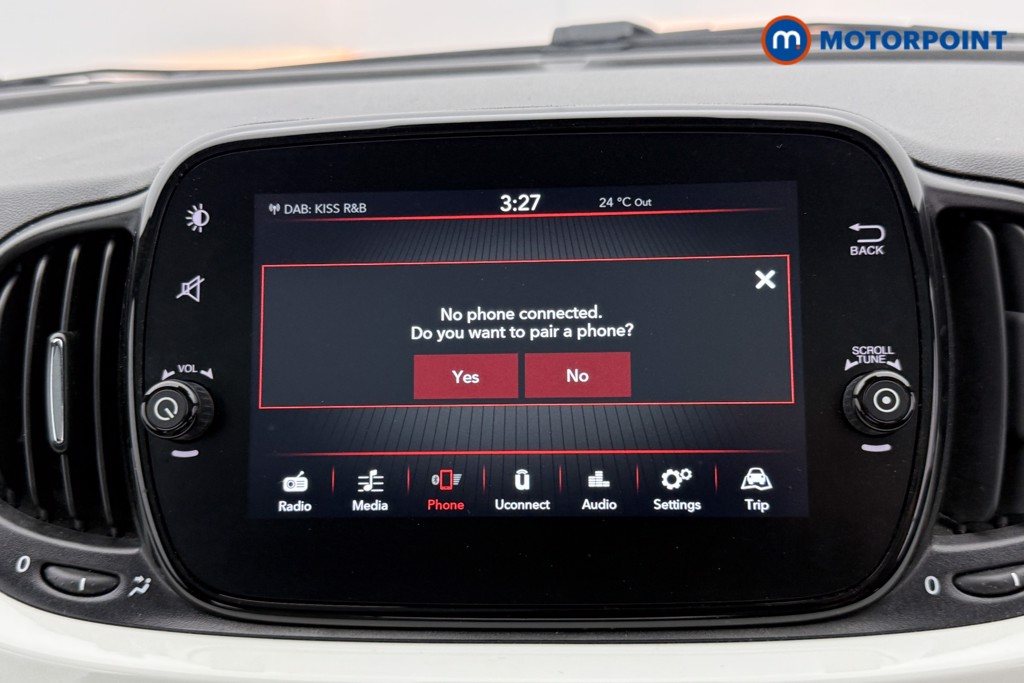 Fiat 500 Dolcevita Manual Petrol-Electric Hybrid Hatchback - Stock Number (1563776) - 7th supplementary image
