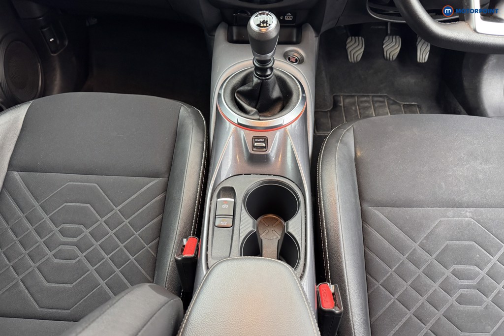 Nissan Juke Tekna Manual Petrol SUV - Stock Number (1563781) - 10th supplementary image