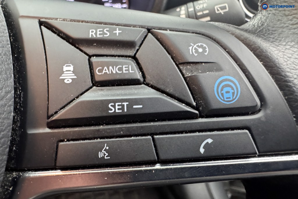 Nissan Juke Tekna Manual Petrol SUV - Stock Number (1563781) - 17th supplementary image