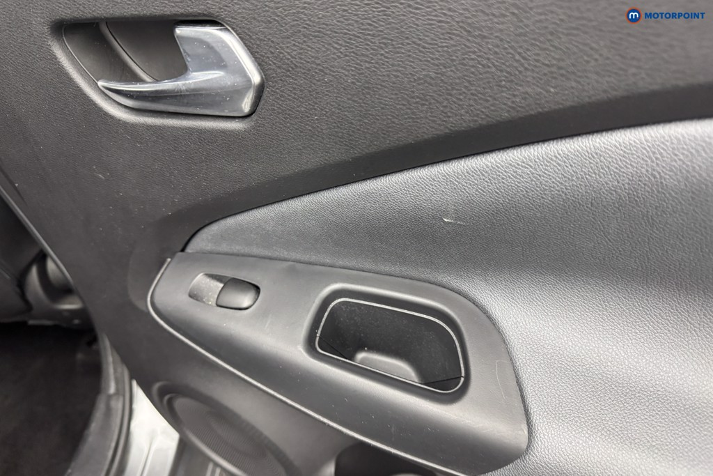 Nissan Juke Tekna Manual Petrol SUV - Stock Number (1563781) - 21st supplementary image
