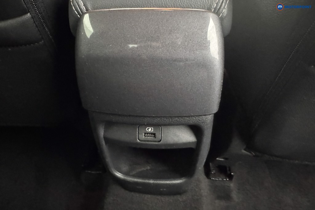 Nissan Juke Tekna Manual Petrol SUV - Stock Number (1563781) - 22nd supplementary image