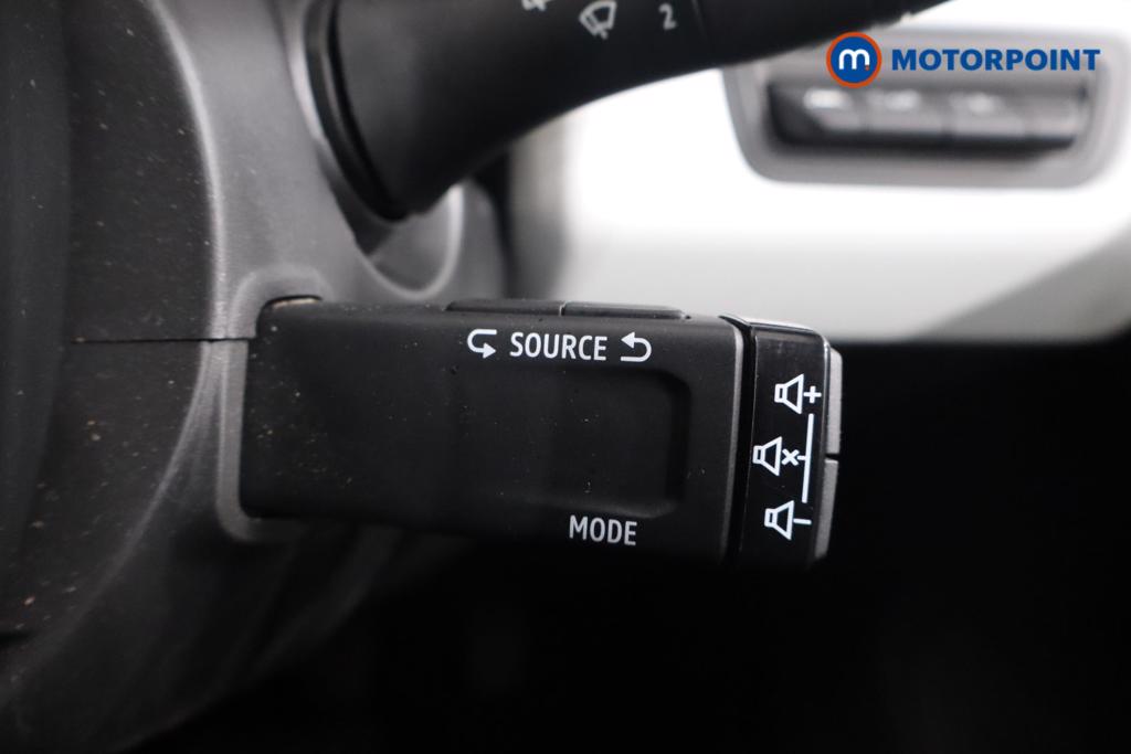 Renault Clio Techno Manual Petrol Hatchback - Stock Number (1563827) - 11th supplementary image