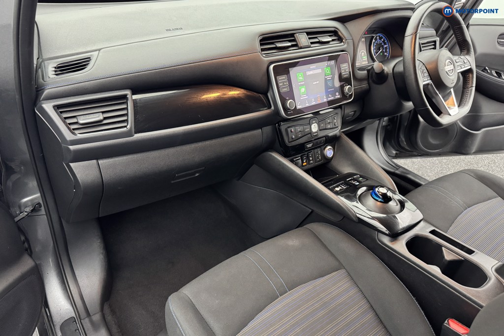 Nissan Leaf N-Connecta Automatic Electric Hatchback - Stock Number (1563953) - 8th supplementary image