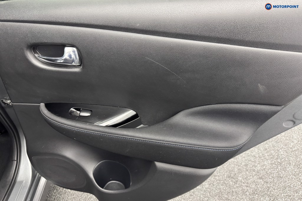 Nissan Leaf N-Connecta Automatic Electric Hatchback - Stock Number (1563953) - 21st supplementary image