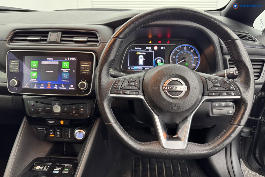 Nissan Leaf N-Connecta Automatic Electric Hatchback - Stock Number (1563953) - 1st supplementary image