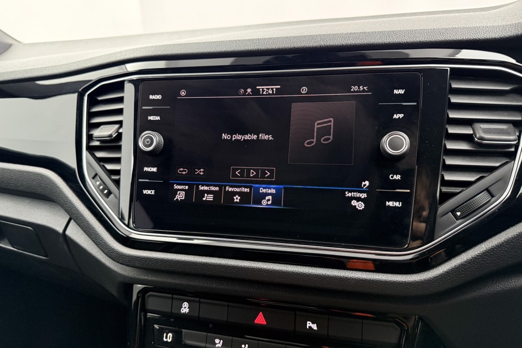Volkswagen T-Roc Black Edition Manual Petrol SUV - Stock Number (1564659) - 7th supplementary image