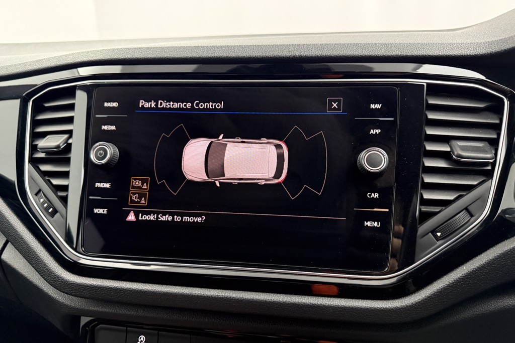 Volkswagen T-Roc Black Edition Manual Petrol SUV - Stock Number (1564659) - 11th supplementary image