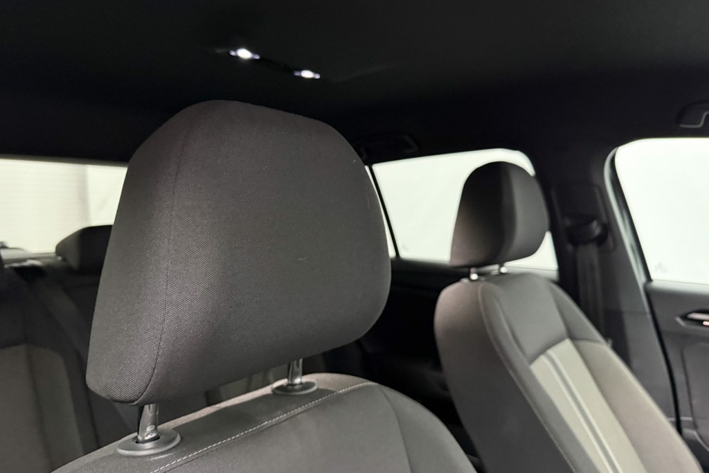 Volkswagen T-Roc Black Edition Manual Petrol SUV - Stock Number (1564659) - 19th supplementary image