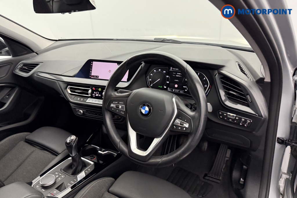 BMW 1 Series Sport Manual Diesel Hatchback - Stock Number (1564748) - 4th supplementary image