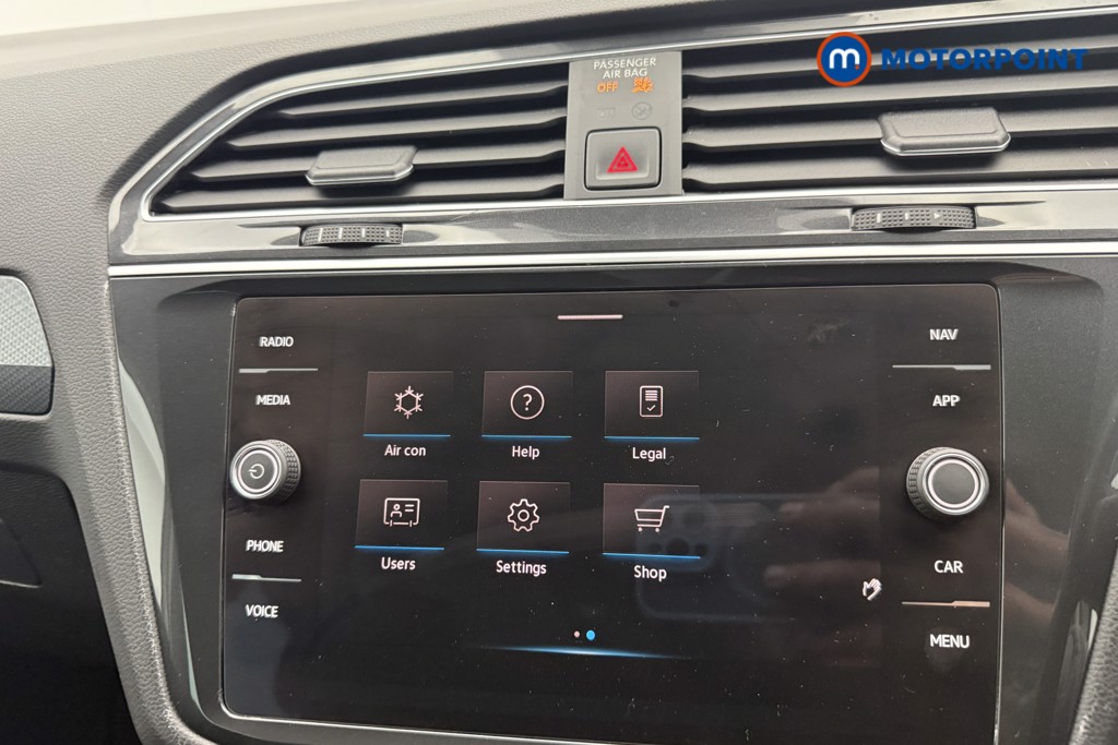 Volkswagen Tiguan Active Manual Petrol SUV - Stock Number (1564936) - 6th supplementary image
