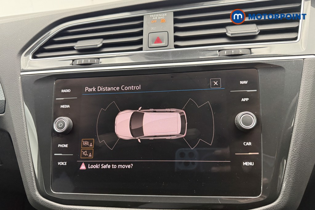 Volkswagen Tiguan Active Manual Petrol SUV - Stock Number (1564936) - 8th supplementary image