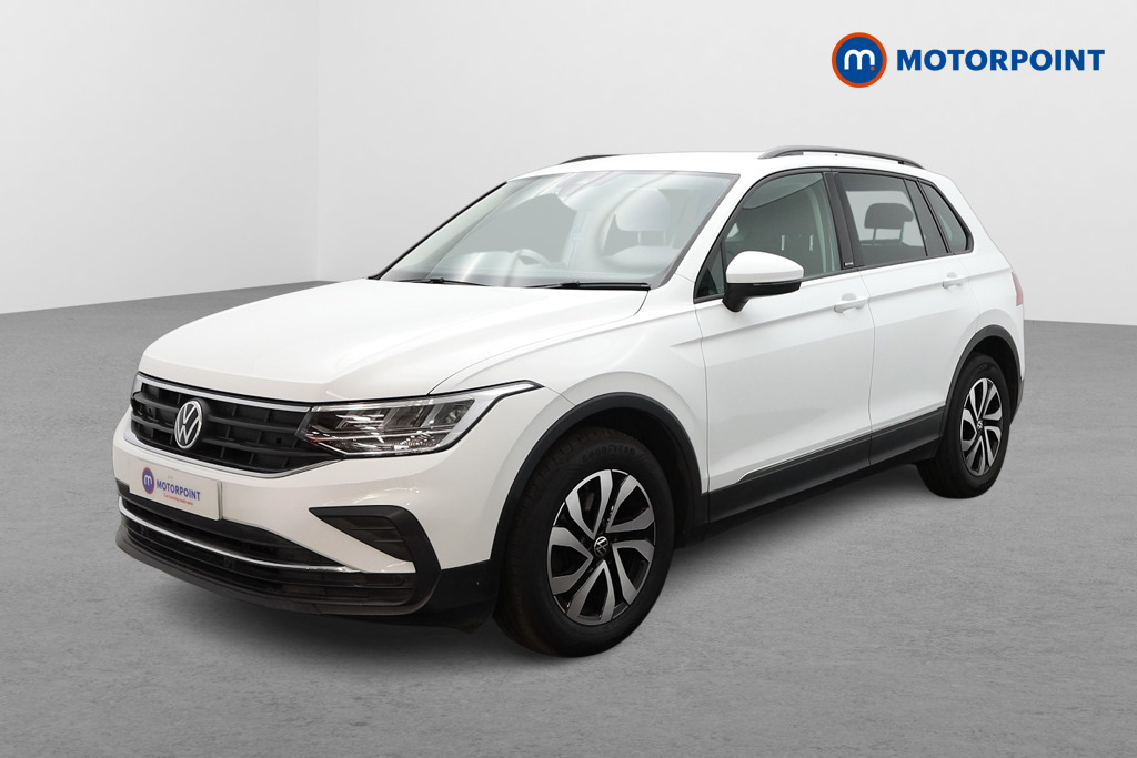 Volkswagen Tiguan Active Manual Petrol SUV - Stock Number (1564936) - Passenger side front corner