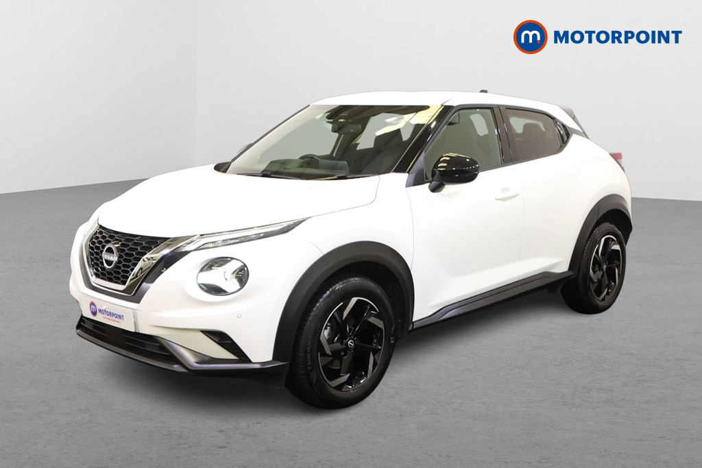 Nissan Juke N-Connecta Automatic Petrol SUV - Stock Number (1564957) - Passenger side front corner