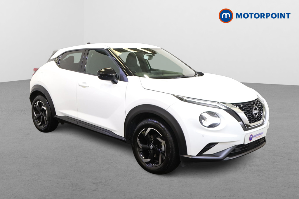 Nissan Juke N-Connecta Automatic Petrol SUV - Stock Number (1564957) - Drivers side front corner