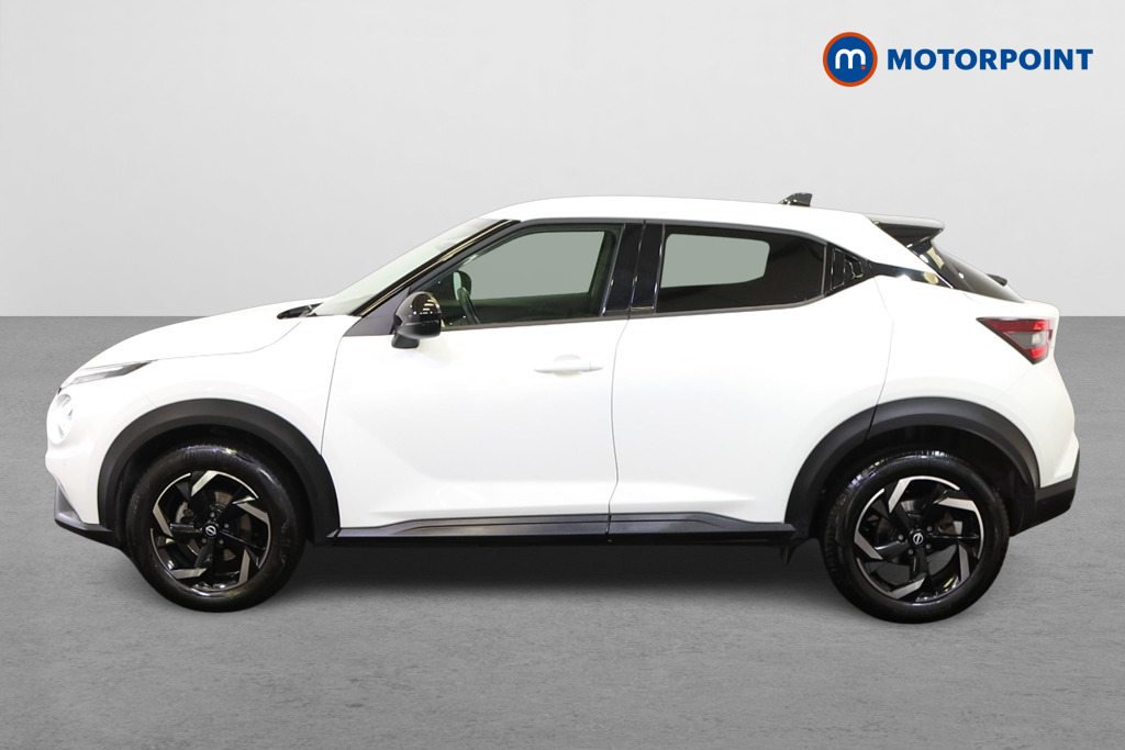 Nissan Juke N-Connecta Automatic Petrol SUV - Stock Number (1564957) - Passenger side