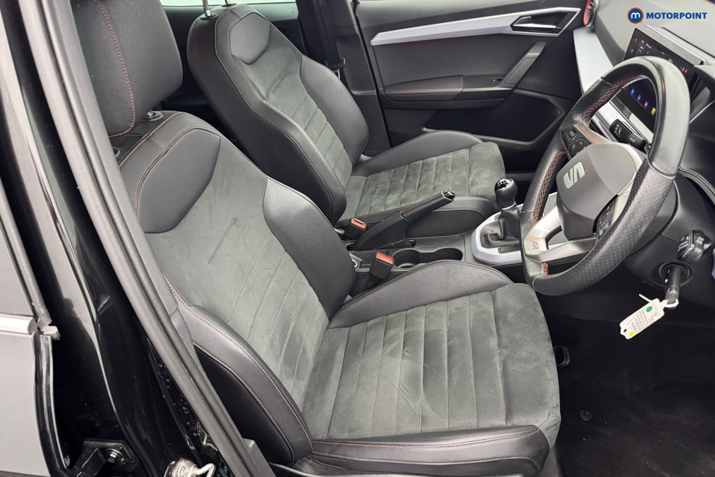 Seat Arona Fr Sport Manual Petrol SUV - Stock Number (1565078) - 5th supplementary image