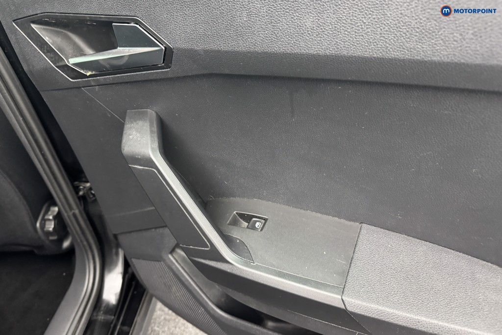 Seat Arona Fr Sport Manual Petrol SUV - Stock Number (1565078) - 23rd supplementary image