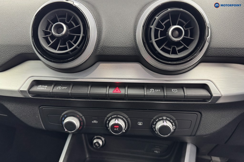 Audi Q2 S Line Manual Petrol SUV - Stock Number (1565161) - 18th supplementary image