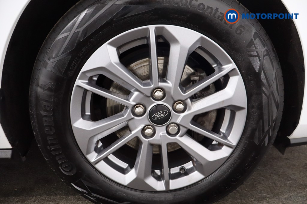 Ford Focus Titanium Manual Petrol Hatchback - Stock Number (1565203) - 10th supplementary image